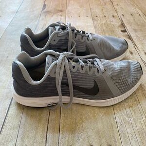 Nike Downshifter 8 Tennis Shoes